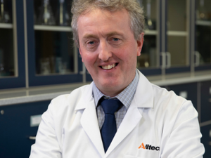 Alltech Medal of Excellence to Richard Murphy