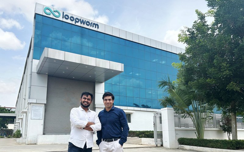 Image of Mr Ankit Alok Bagaria, Co-founder and CEO of Loopworm & Mr Abhi Gawri, Co-Founder of Loopworm and